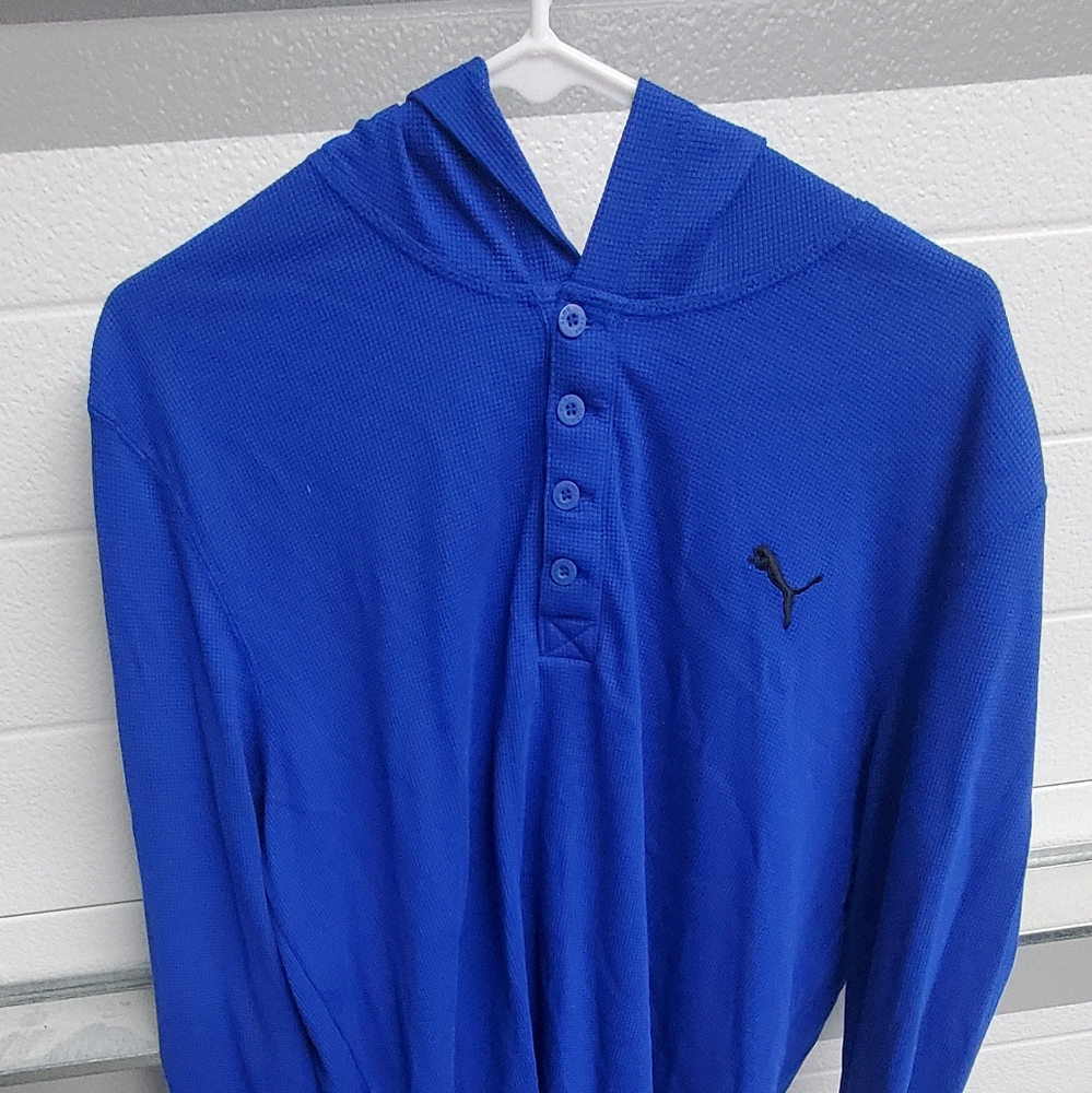 Puma long sleeve shirt with hood. Blue large